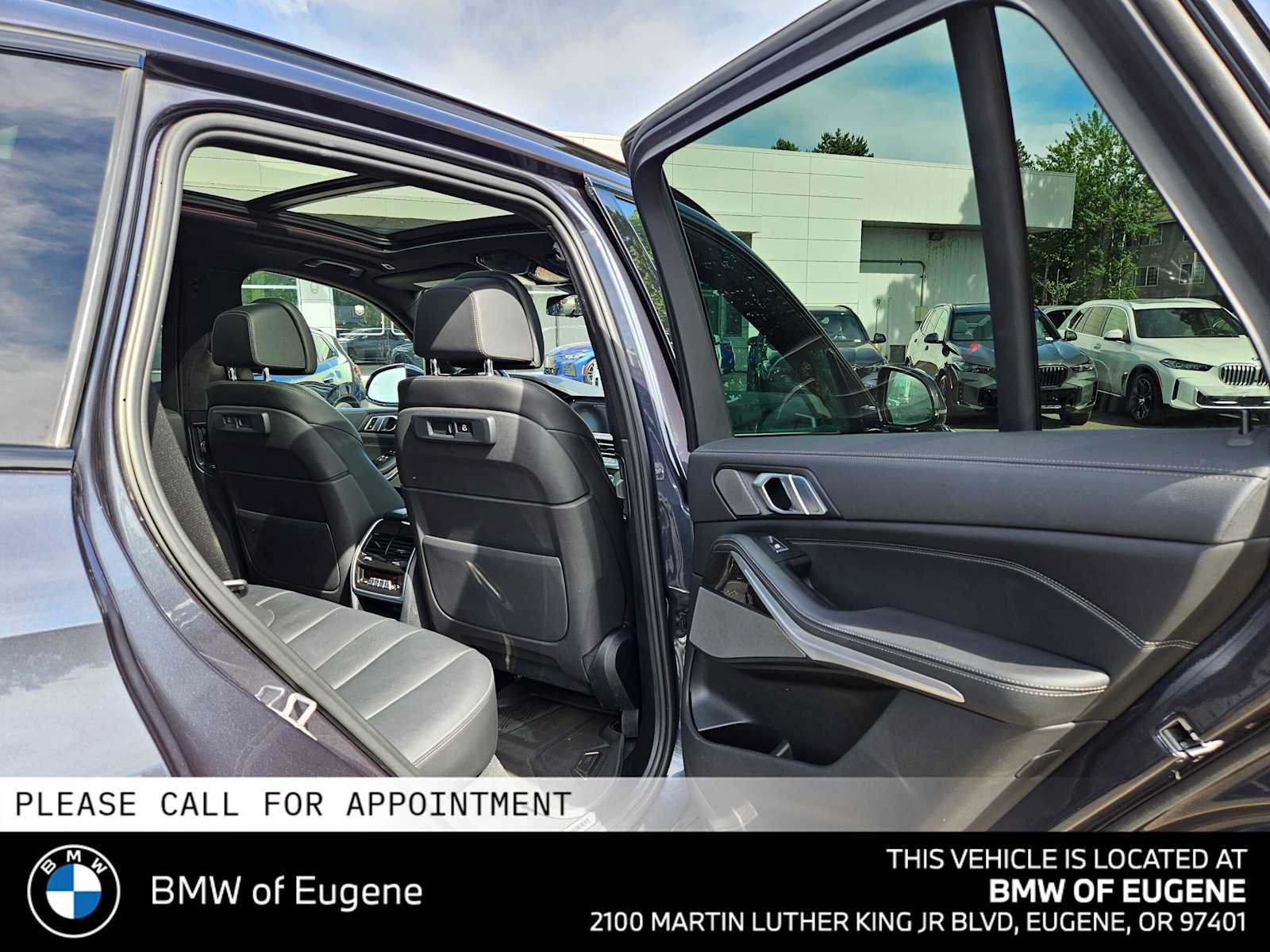 Used 2022 BMW X5 M50i w/ Premium Package AWD/4WD image 14
