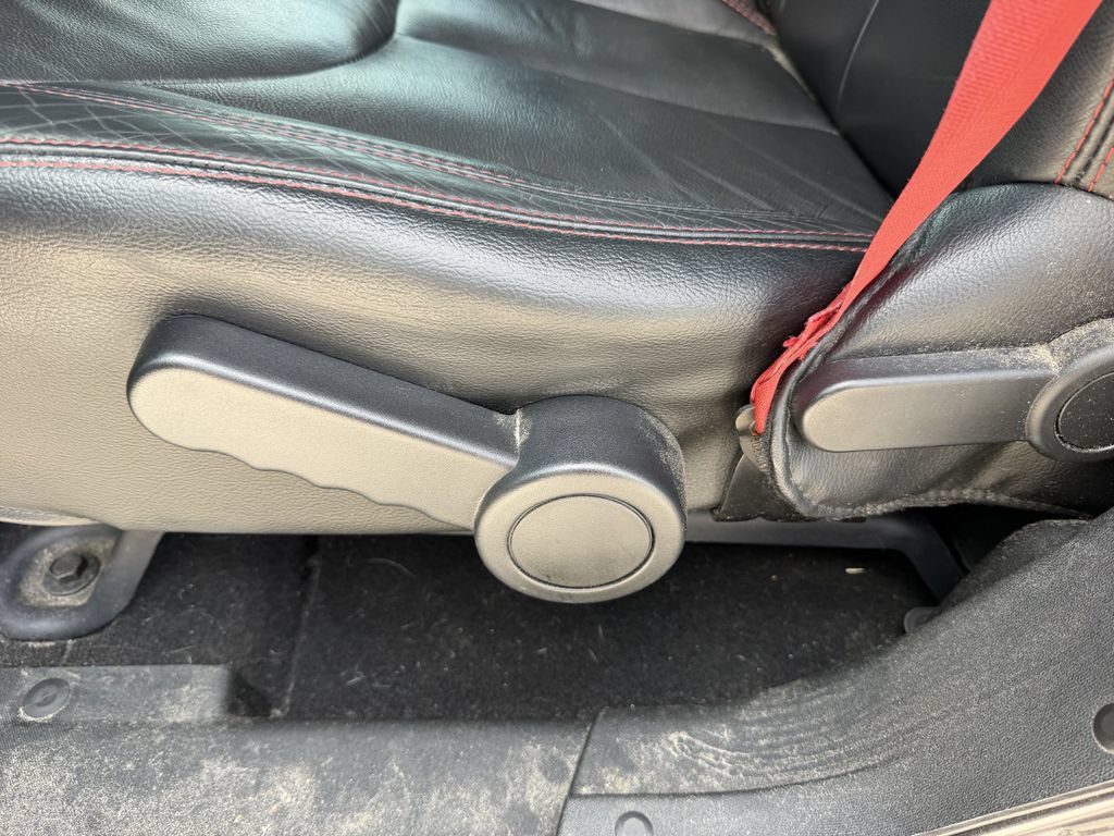 Used 2018 Jeep Wrangler Unlimited Rubicon AWD/4WD image 9