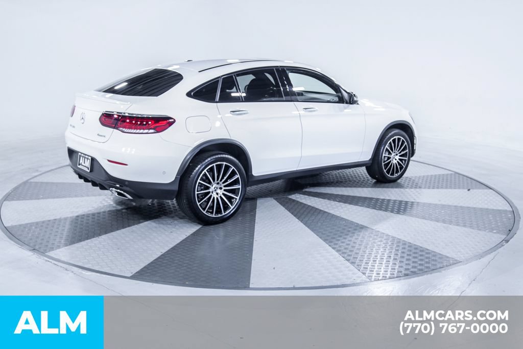 Used 2022 Mercedes-Benz GLC 300 4MATIC Coupe image 11