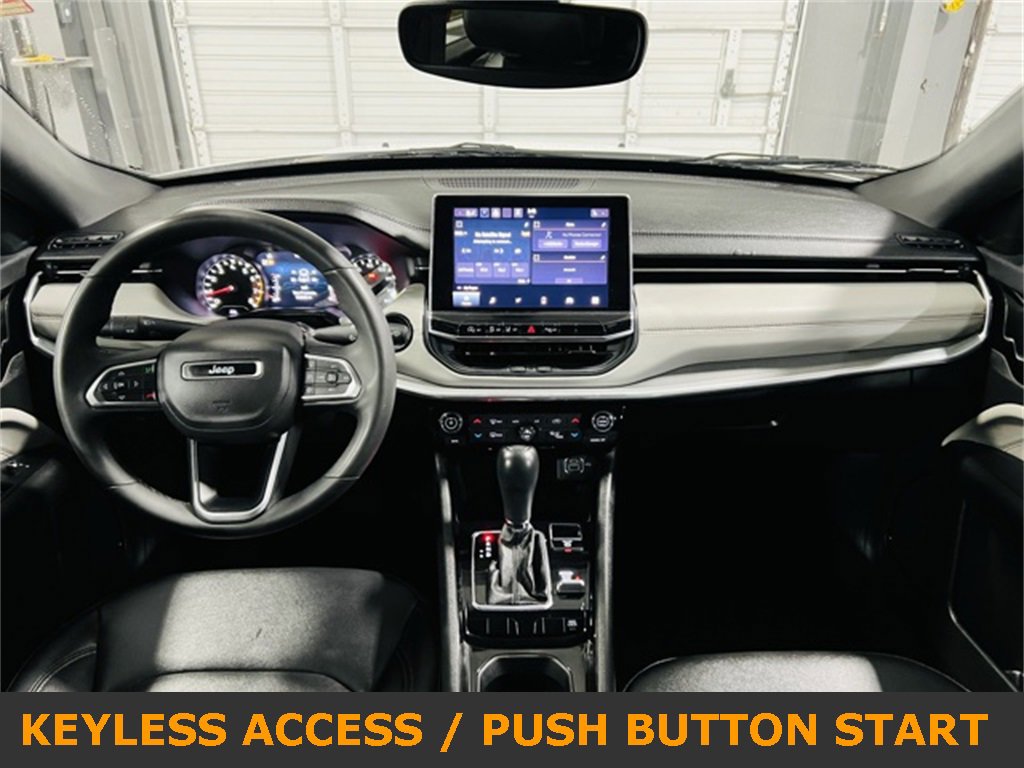 Used 2024 Jeep Compass Limited image 4