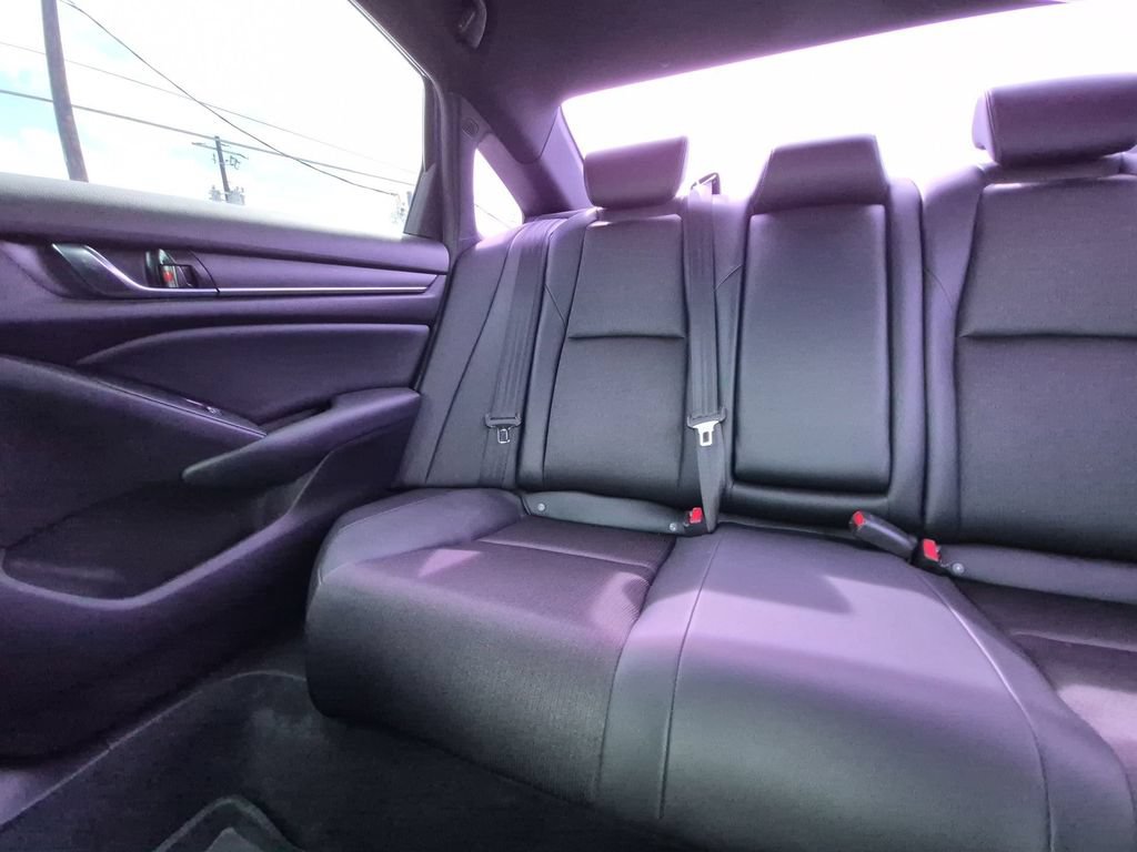 Used 2022 Honda Accord Sport image 4