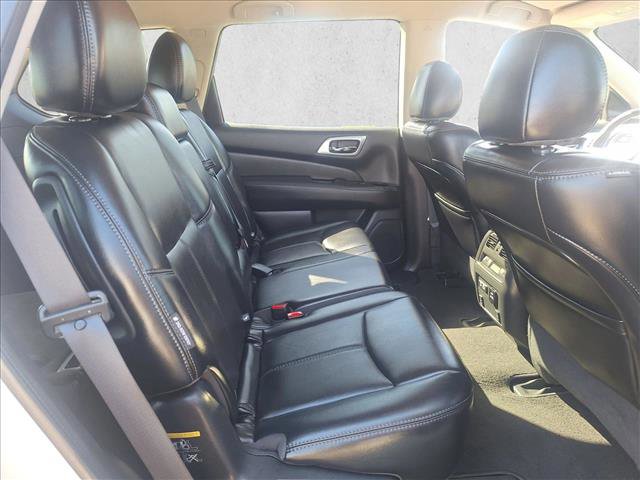 Used 2019 Nissan Pathfinder SL image 19