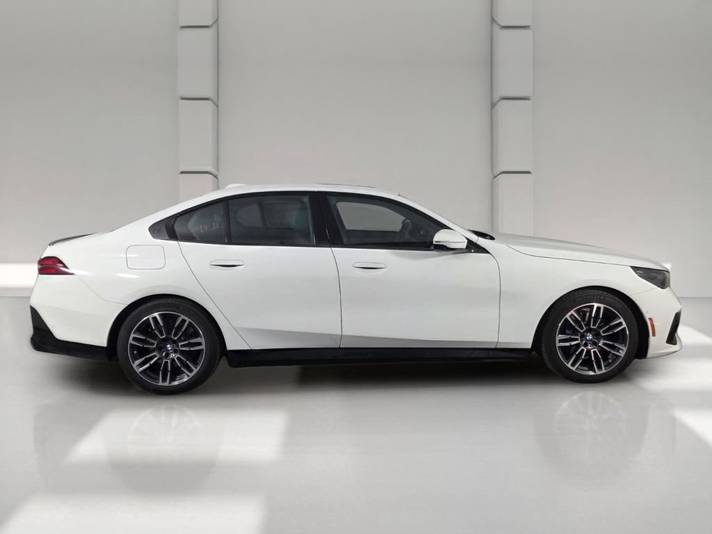 Used 2024 BMW 530i xDrive w/ M Sport Package AWD/4WD image 4