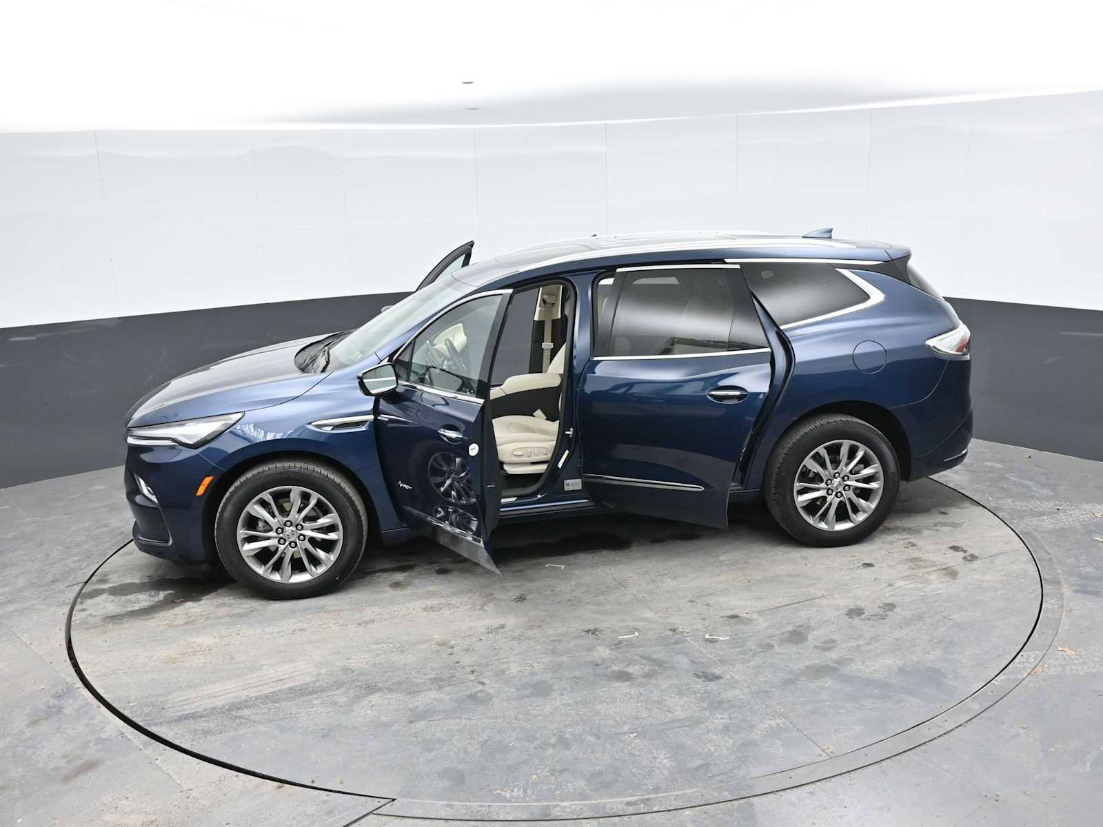 Used 2023 Buick Enclave Avenir w/ Avenir Technology Package image 54