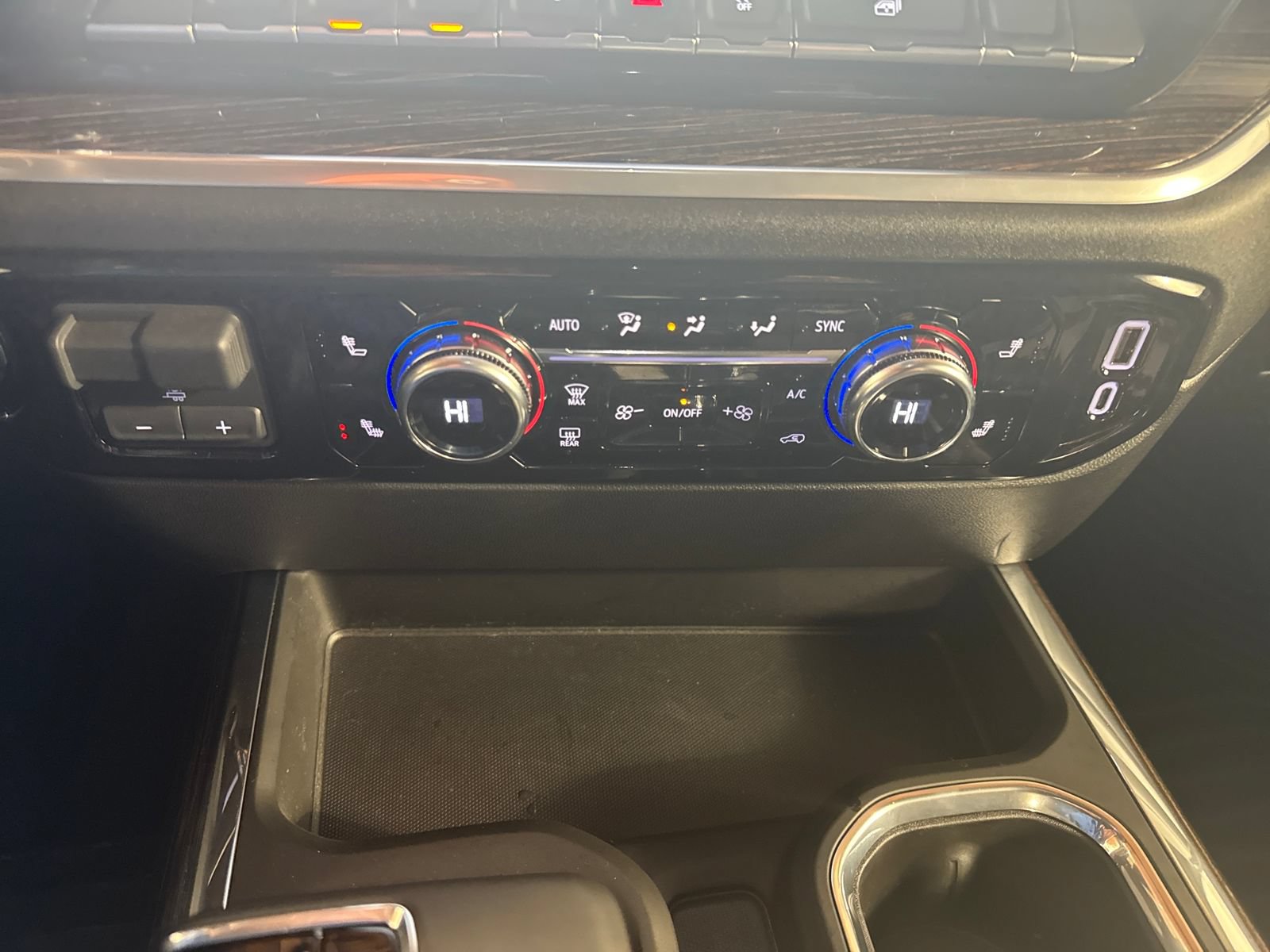 Used 2026 GMC Sierra 1500 Elevation w/ Preferred Package AWD/4WD image 19