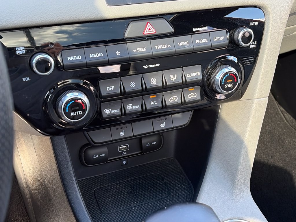 Used 2022 Kia Sportage Nightfall Edition w/ Nighfall AWD Premium Package image 25
