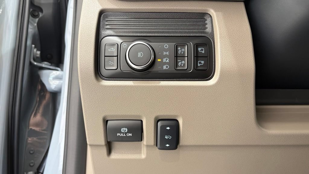 New 2026 Ford F350 Platinum w/ Platinum Plus Package AWD/4WD image 33