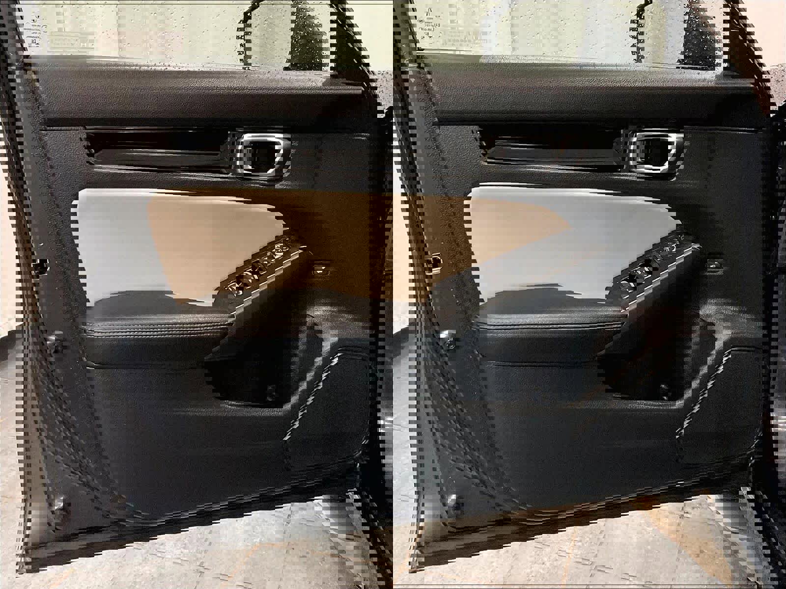 Used 2024 Honda Civic Touring image 9