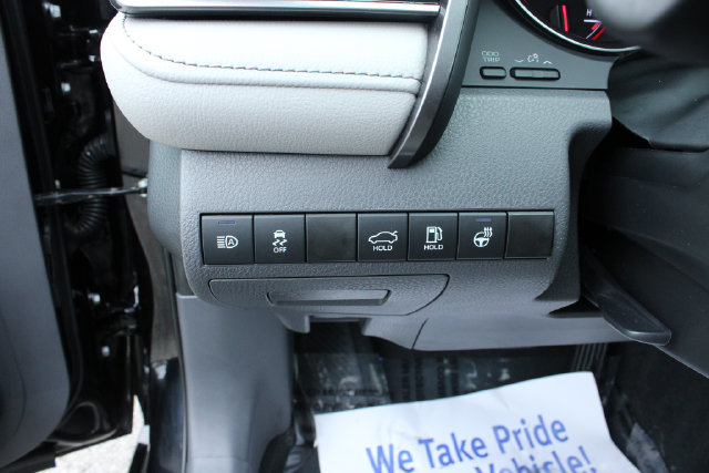 Used 2023 Toyota Camry XSE w/ Navigation Package FWD image 15