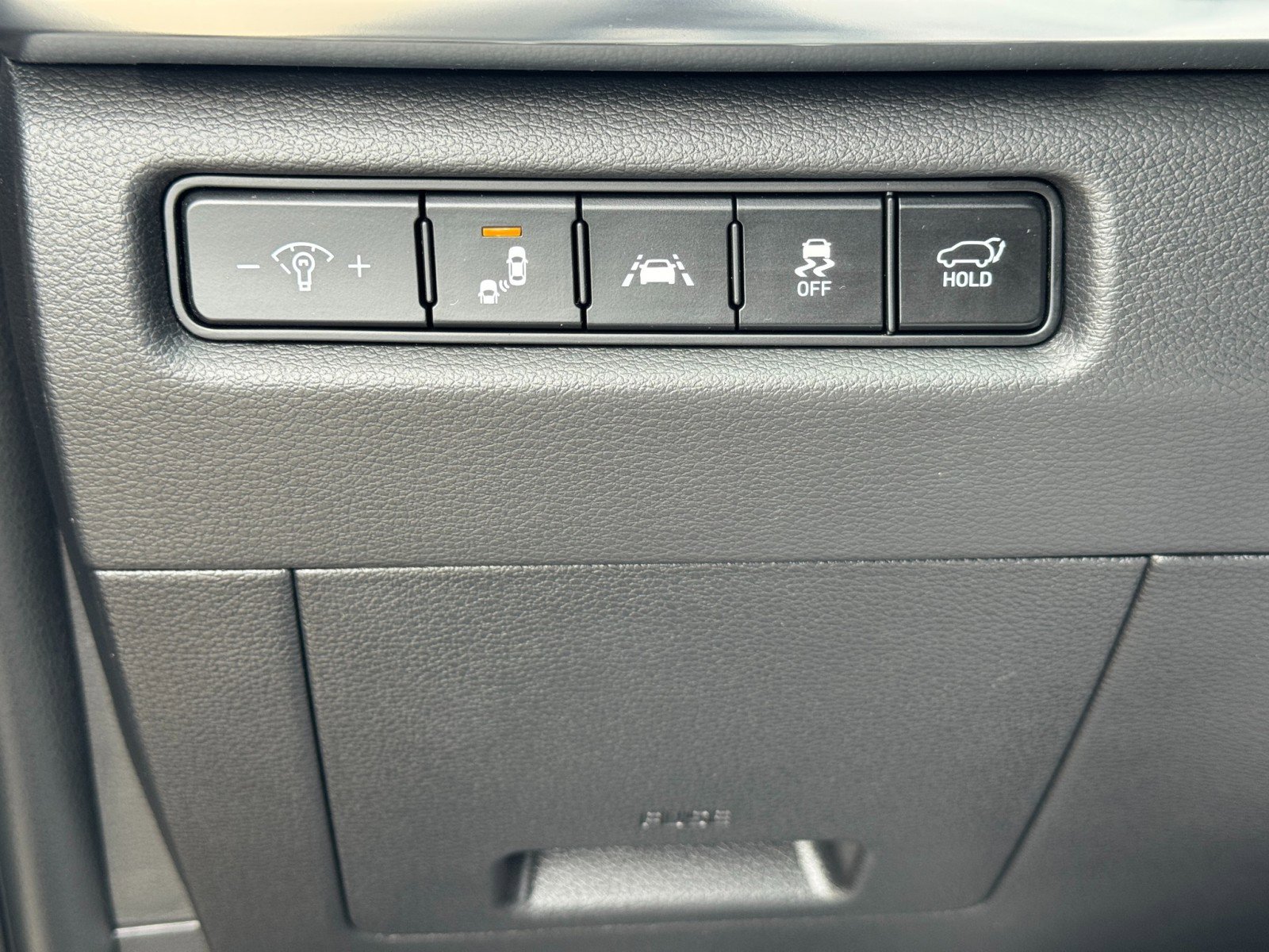 Used 2022 Kia Telluride EX w/ EX Premium Package image 16