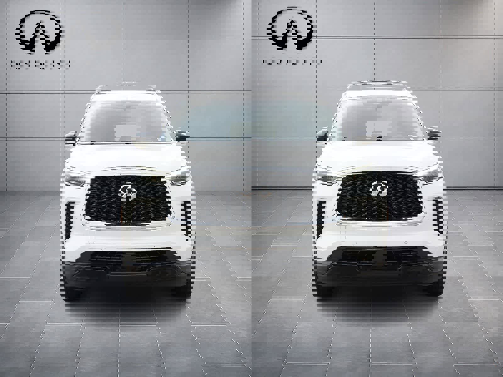 Certified 2023 INFINITI QX60 Luxe w/ Cargo Package image 2