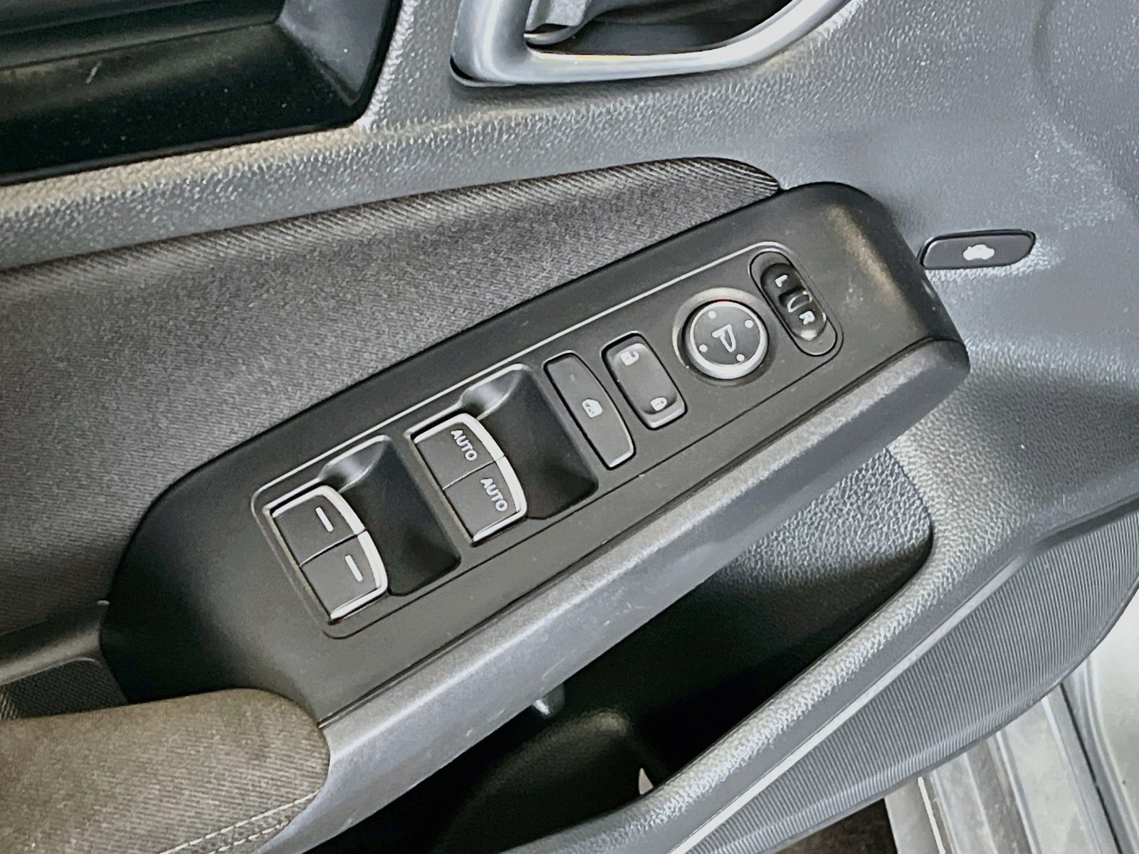 Used 2026 Honda Civic FWD Hybrid Sedan image 17