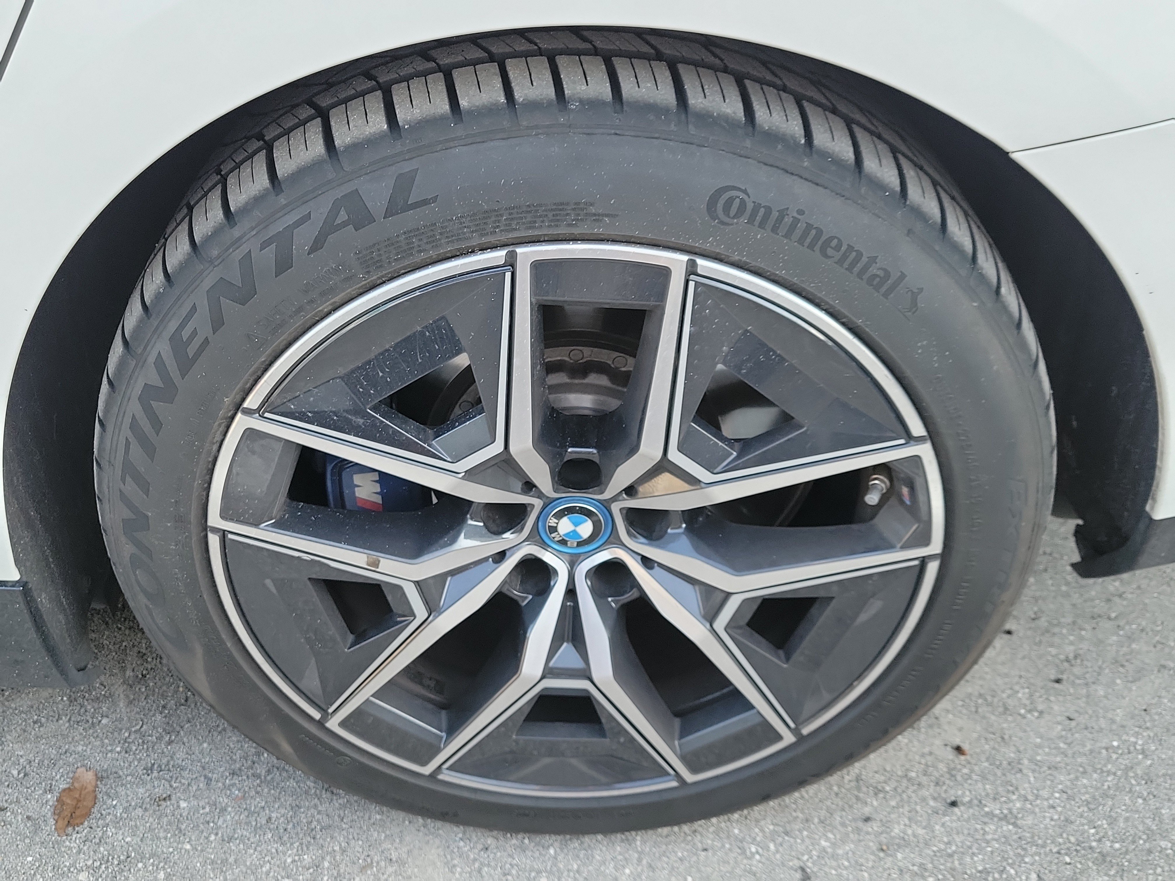 Used 2024 BMW i5 M60 AWD/4WD image 5