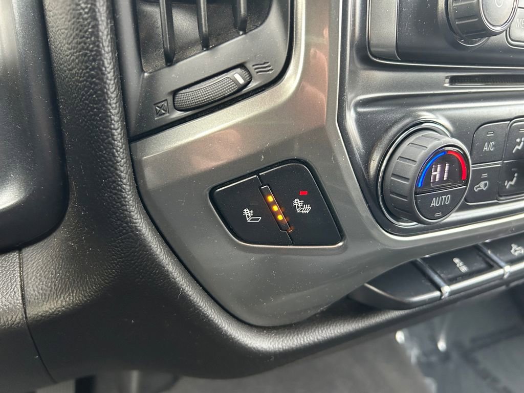 Used 2018 Chevrolet Silverado 1500 LT w/ All Star Edition image 36