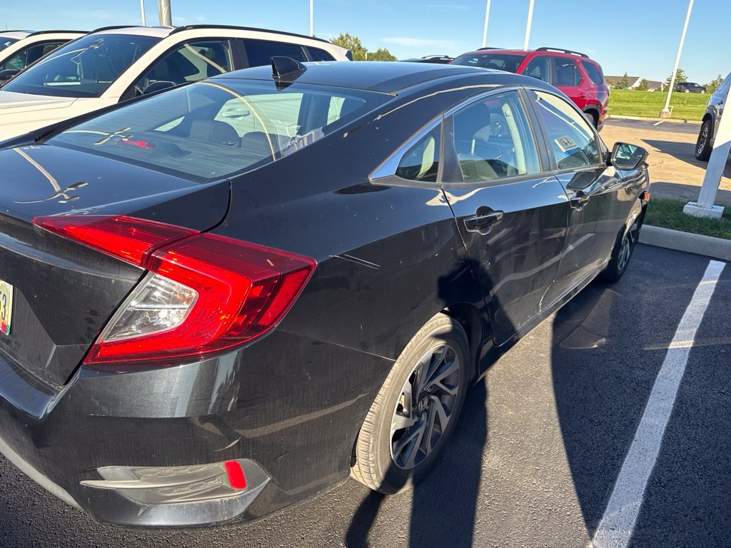 Used 2018 Honda Civic EX image 3