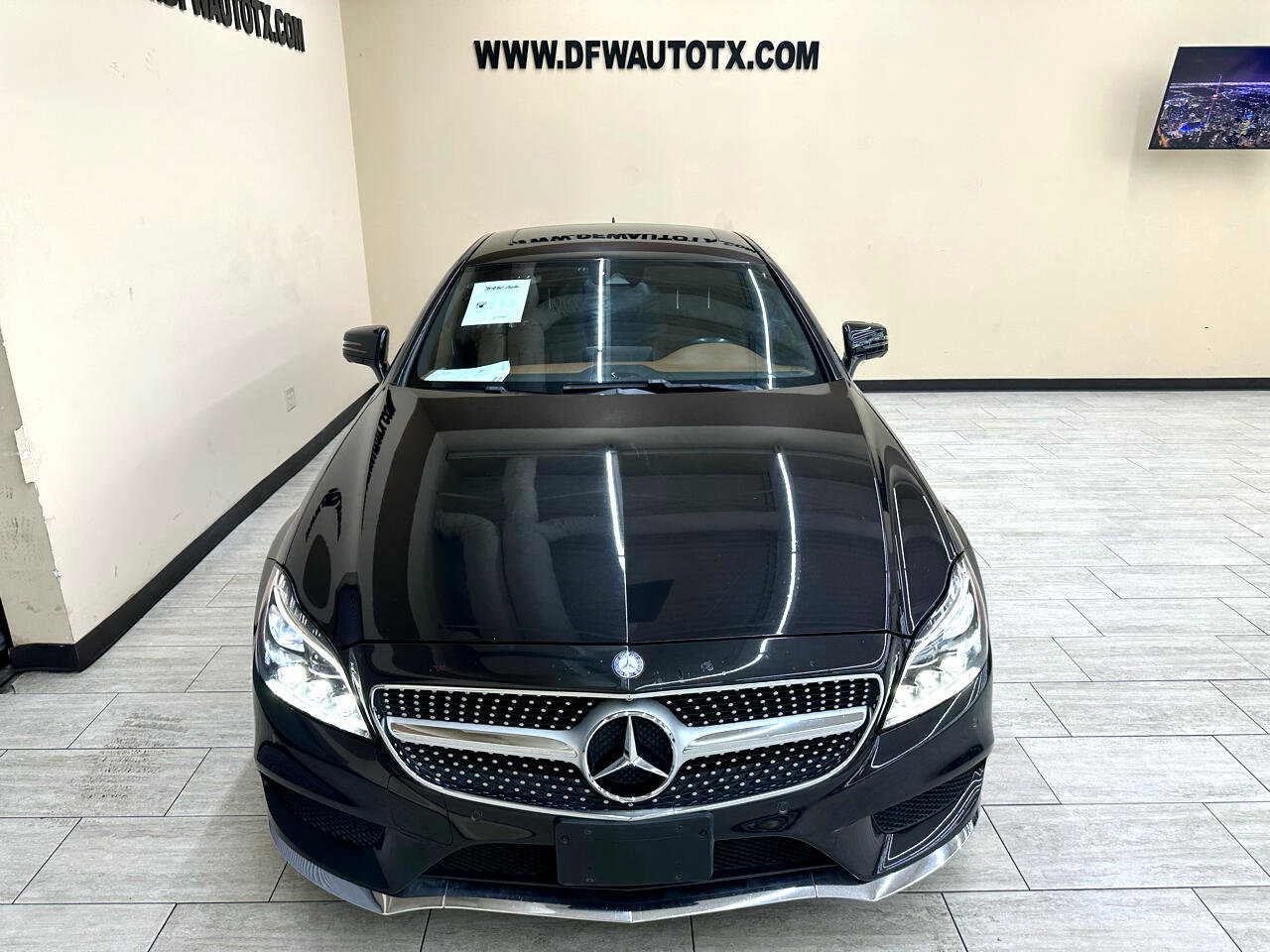 Used 2015 Mercedes-Benz CLS 400 w/ Premium 2 Package image 4