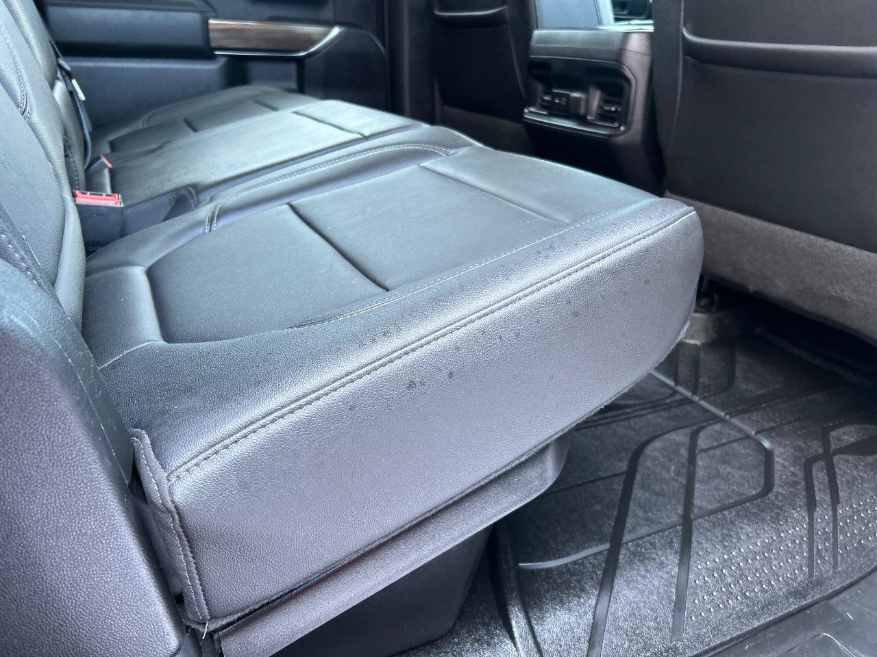 Used 2019 Chevrolet Silverado 1500 LT Trail Boss AWD/4WD image 9