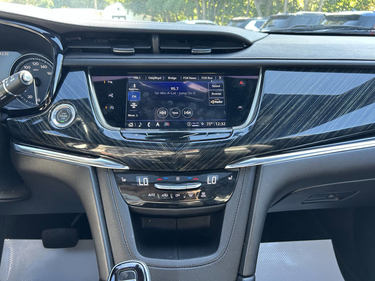 Used 2022 Cadillac XT6 Premium Luxury w/ Technology Package image 20