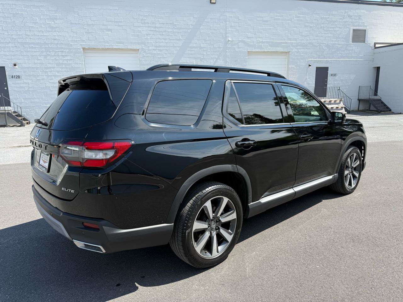 Used 2023 Honda Pilot Elite image 32