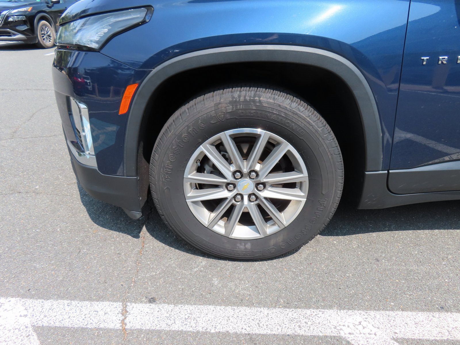 Used 2022 Chevrolet Traverse LT image 12