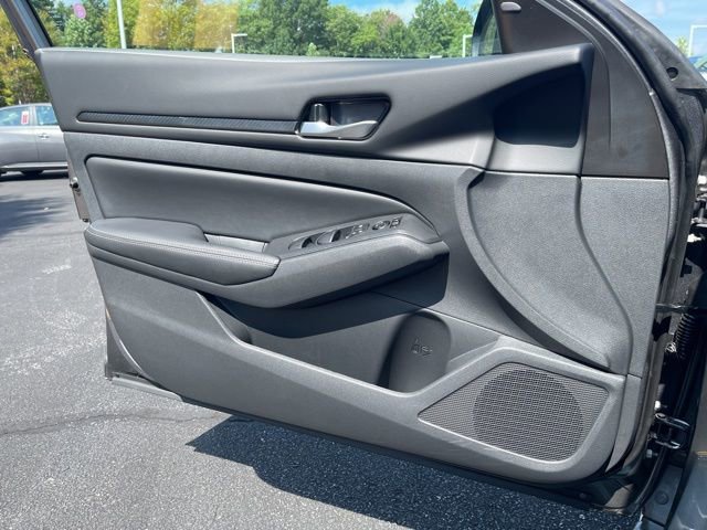 New 2025 Nissan Altima 2.5 SV w/ SV Premium Package image 35