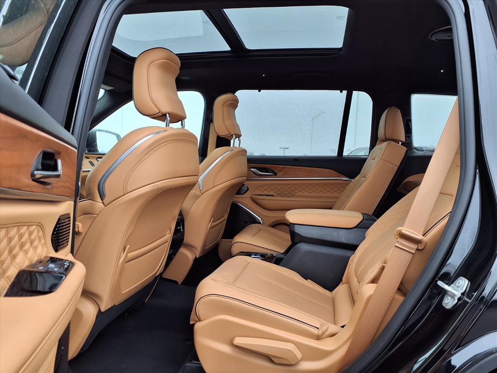 Used 2024 Jeep Grand Cherokee L Summit image 27