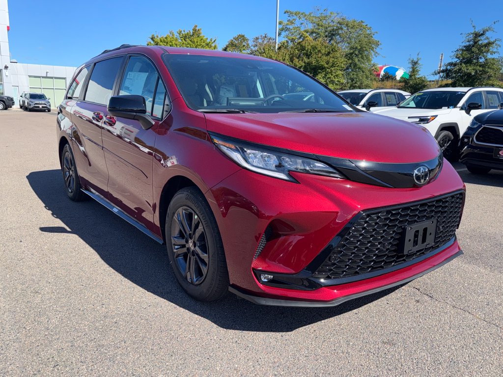 New 2026 Toyota Sienna XSE AWD/4WD image 9