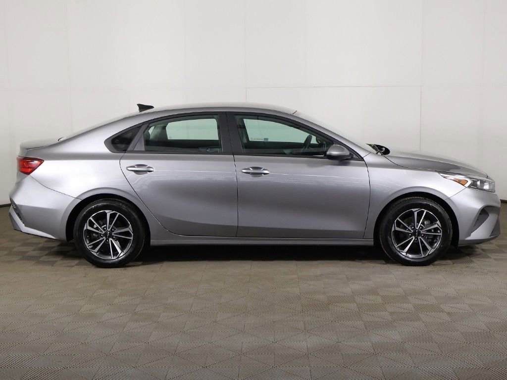 Used 2023 Kia Forte LXS FWD image 16