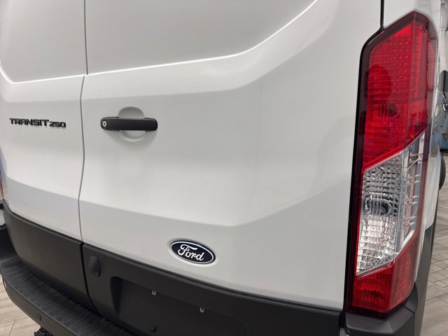 New 2026 Ford Transit 250 Low Roof RWD image 7