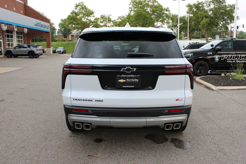 New 2027 Chevrolet Traverse Z71 w/ Enhanced Driving Package AWD/4WD image 37