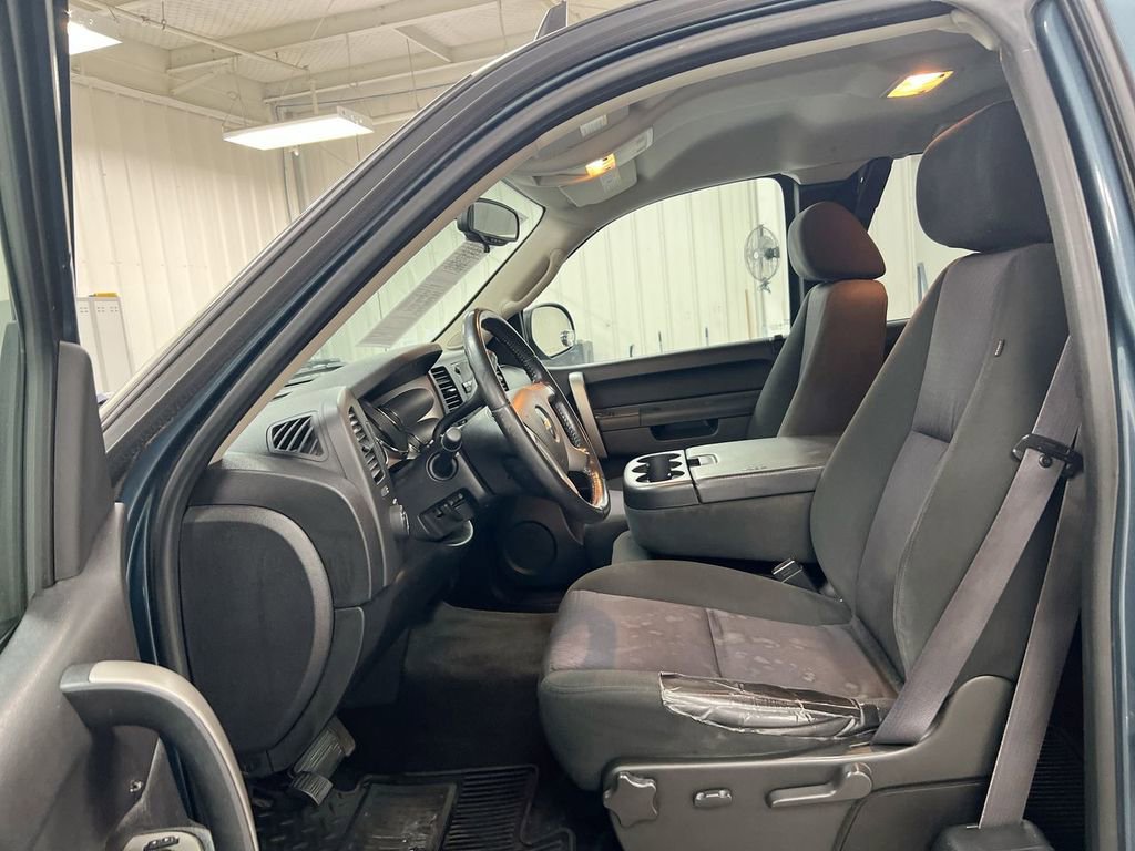 Used 2011 Chevrolet Silverado 1500 LT w/ All-Star Edition image 18