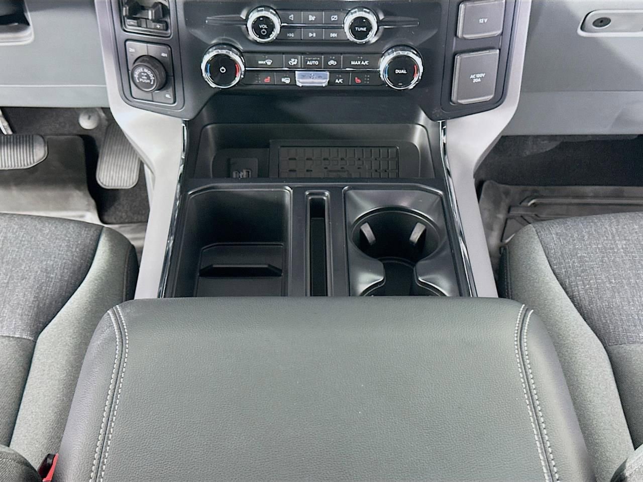 Used 2024 Ford F150 XLT w/ Equipment Group 302A MID image 37