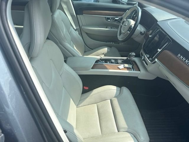 Used 2018 Volvo S90 T6 Inscription w/ Protection Package AWD/4WD image 3