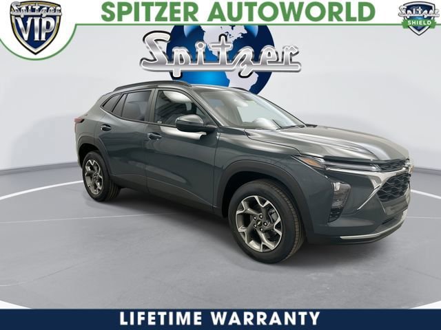 New 2026 Chevrolet Trax LT w/ LT Convenience Package FWD image 2