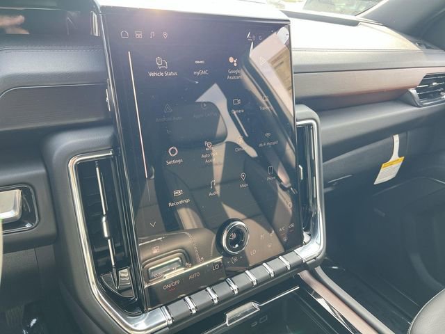 New 2026 GMC Yukon XL Denali w/ Denali Reserve Package image 16