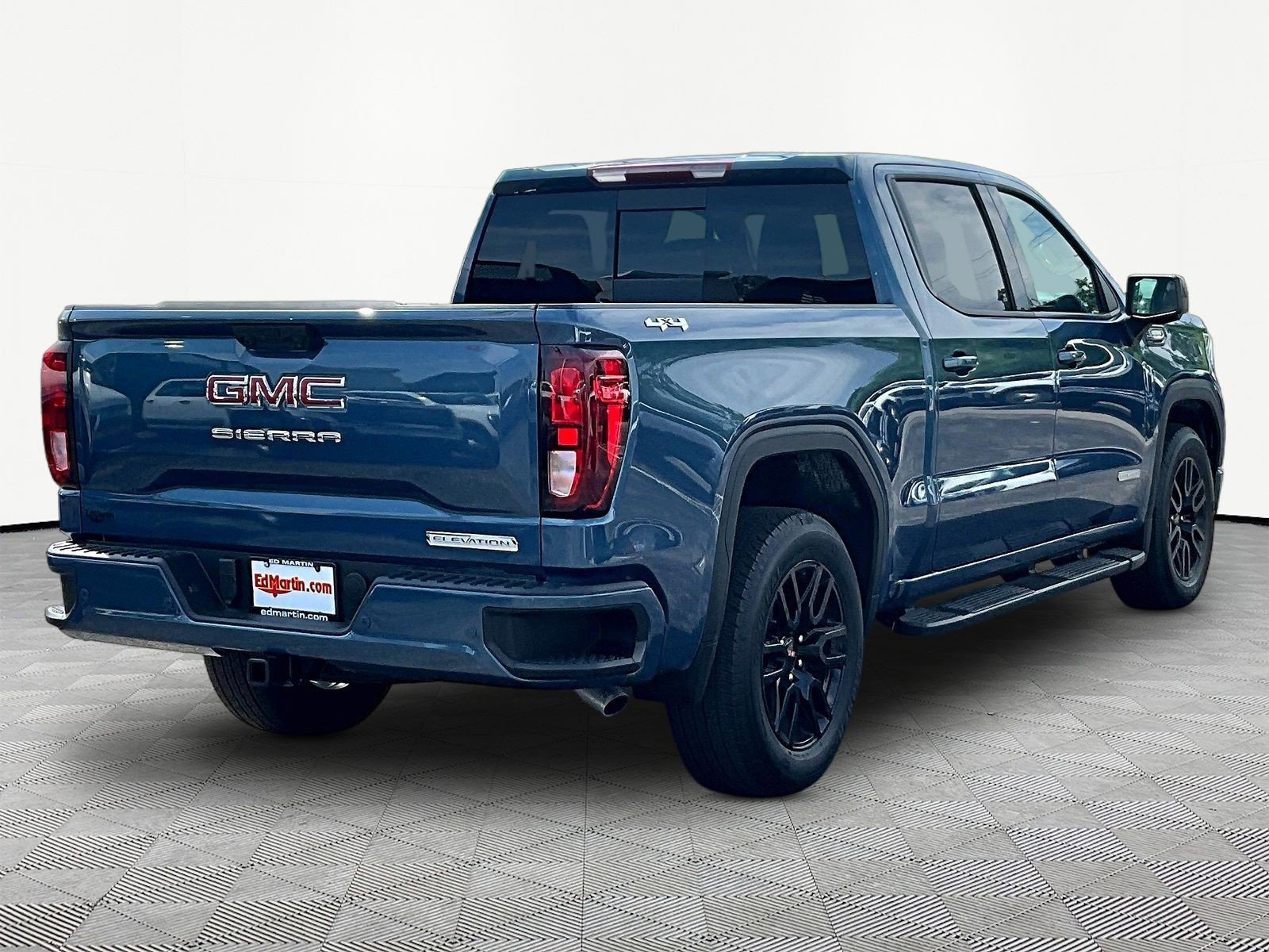 New 2026 GMC Sierra 1500 Elevation w/ Elevation Premium Package AWD/4WD image 7