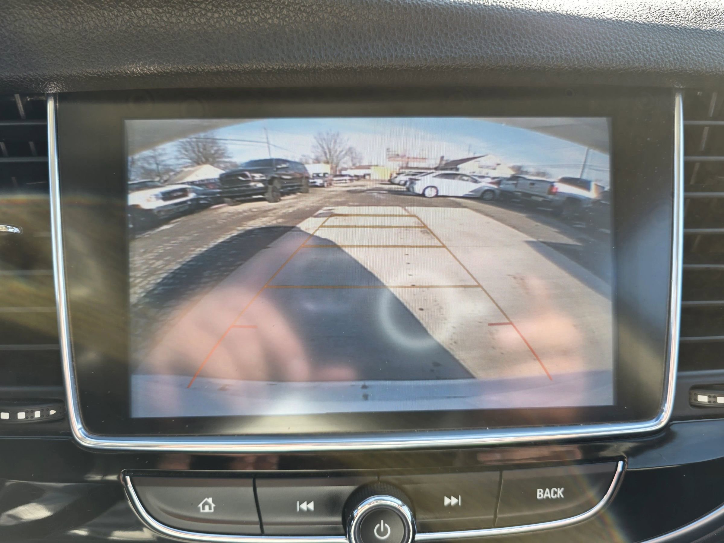 Used 2018 Buick Encore Preferred image 26