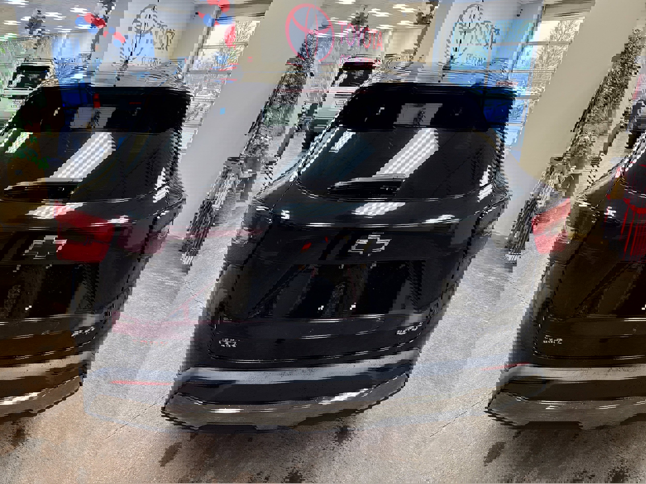 Used 2024 Chevrolet Trax ACTIV w/ Sunroof Package image 13