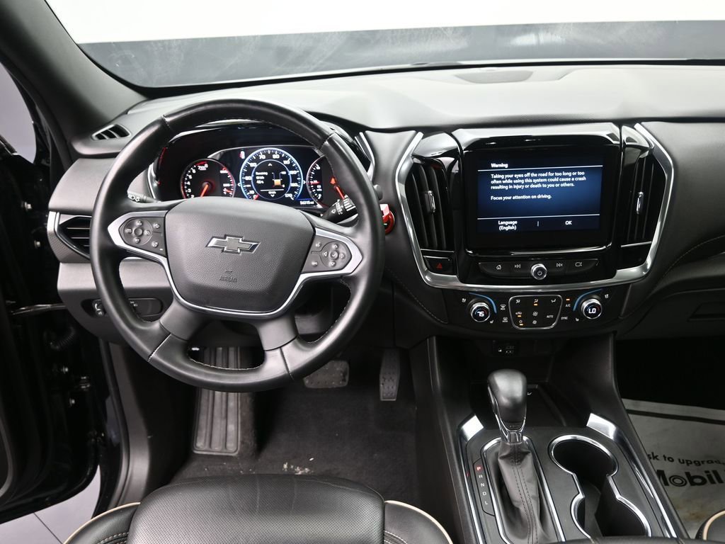 Used 2023 Chevrolet Traverse Premier w/ Redline Edition image 15