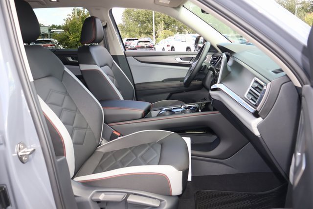 New 2026 Volkswagen Atlas Peak Edition image 18