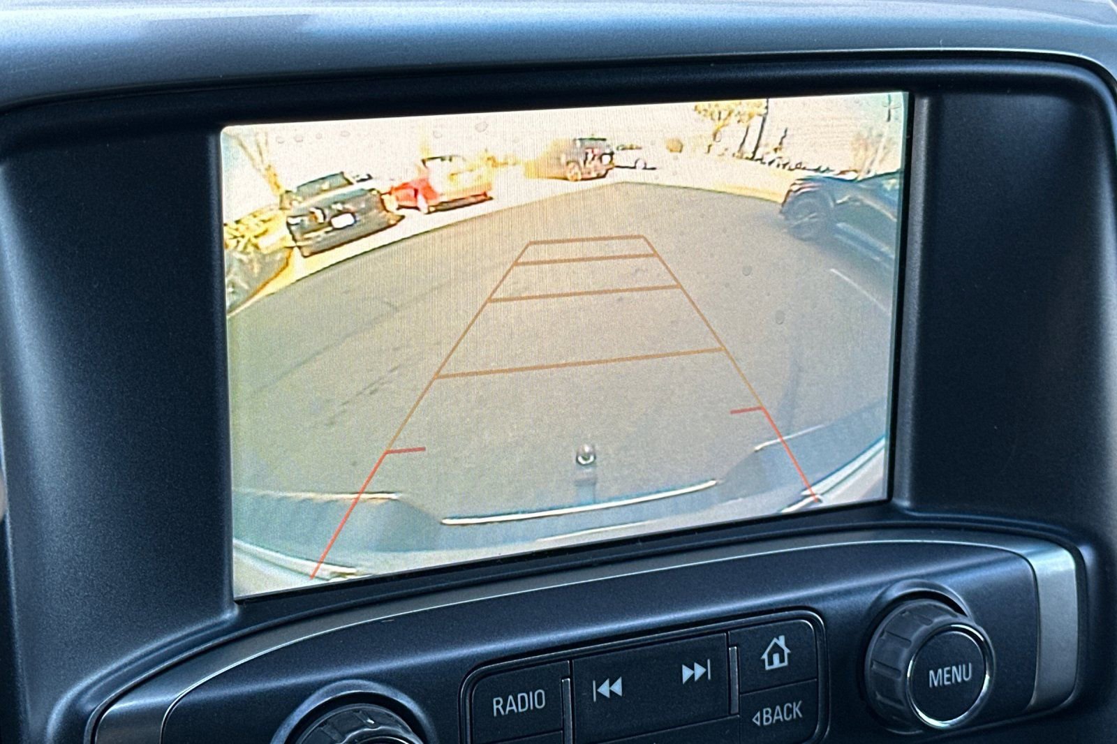 Used 2018 Chevrolet Silverado 1500 LT image 18