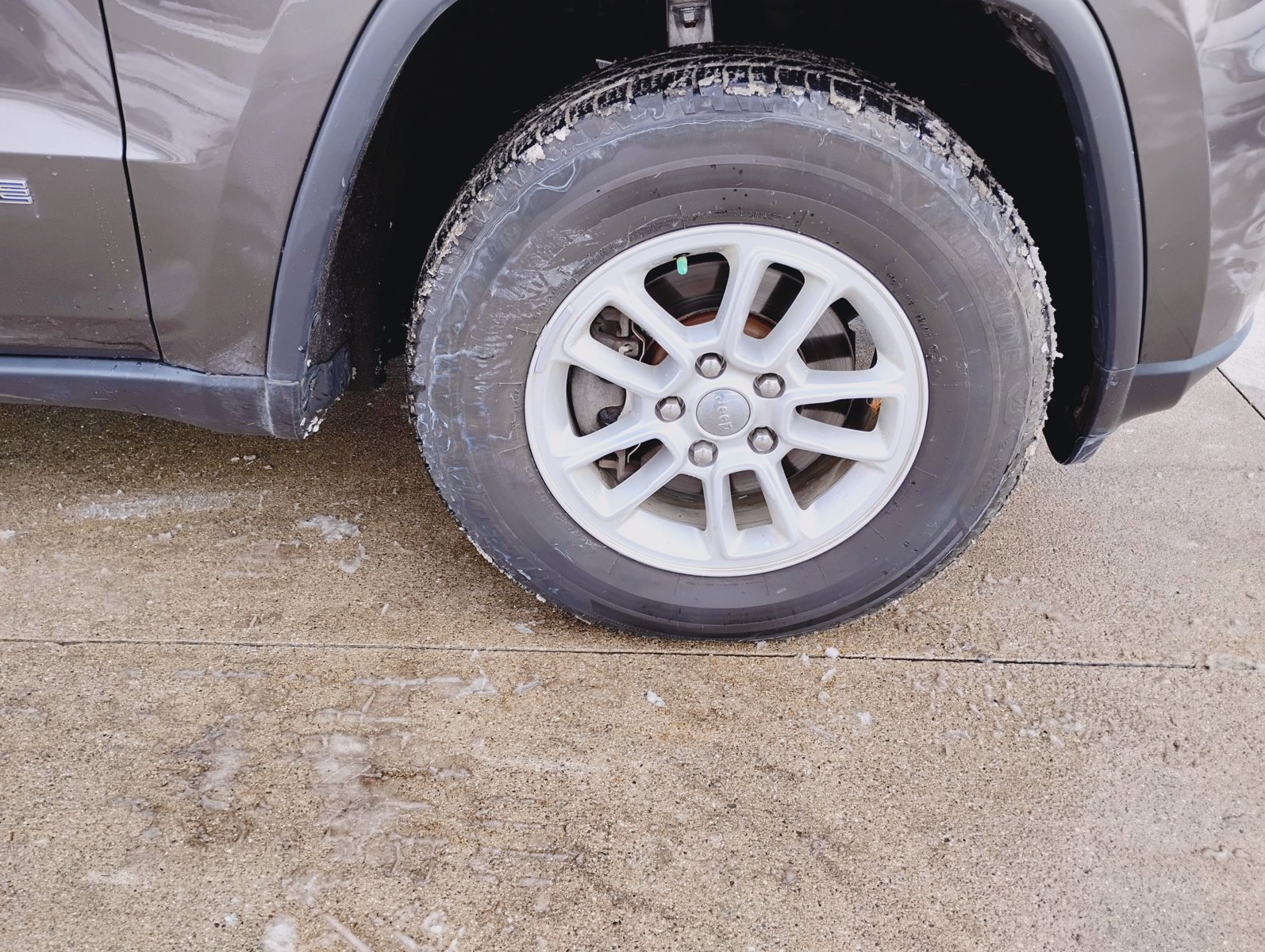 Used 2020 Jeep Grand Cherokee Laredo image 26