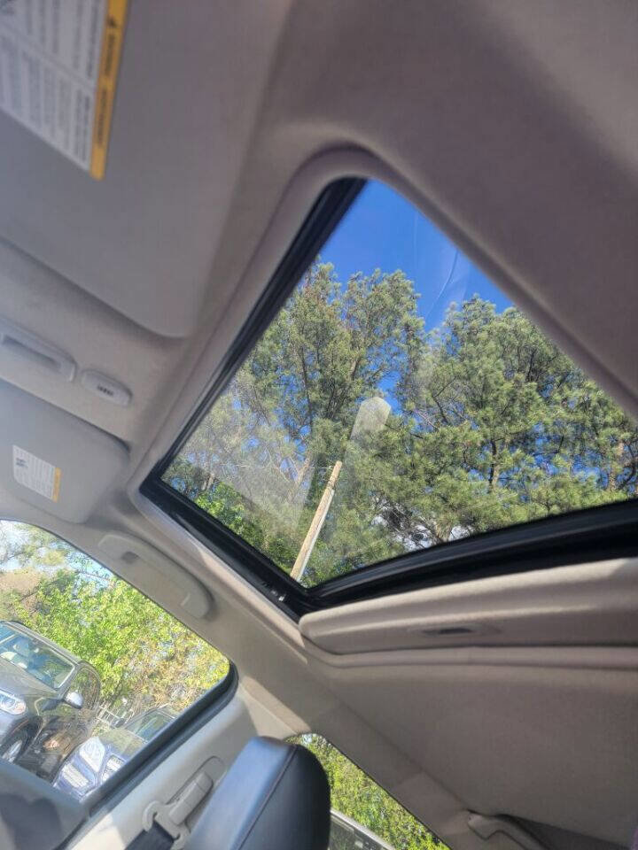 Used 2013 Nissan Juke SL image 12