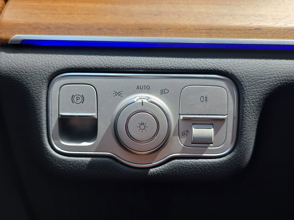Certified 2025 Mercedes-Benz GLE 350 4MATIC image 29