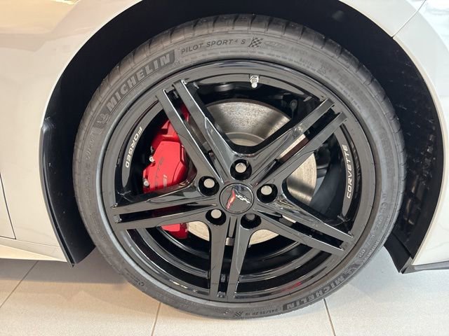 New 2026 Chevrolet Corvette Stingray Premium Conv w/ Z51 Performance Package RWD image 9
