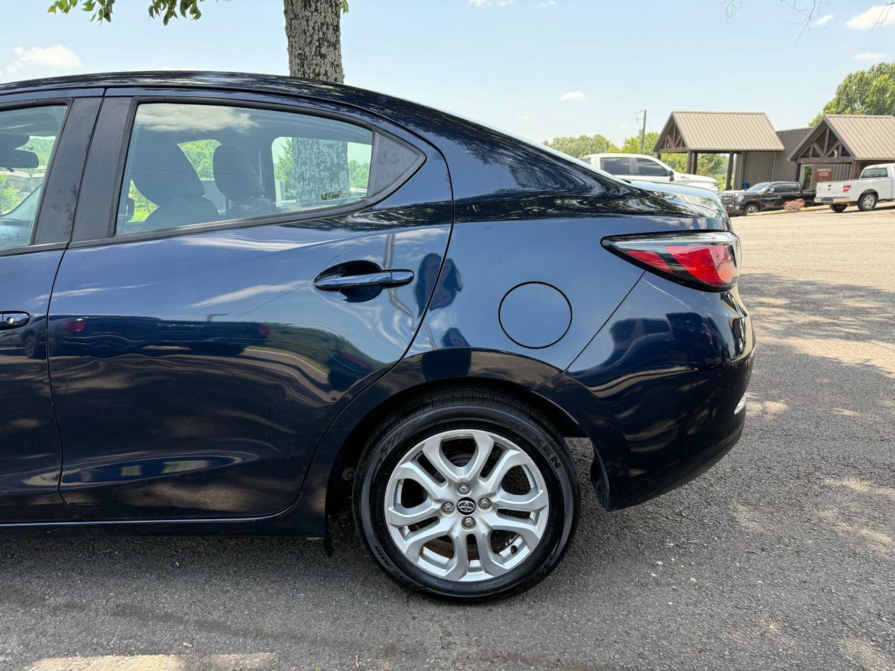 Used 2017 Toyota Yaris iA FWD image 34