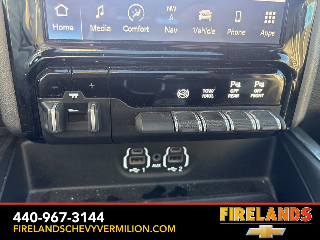 Used 2024 RAM 3500 Laramie w/ Night Edition image 20