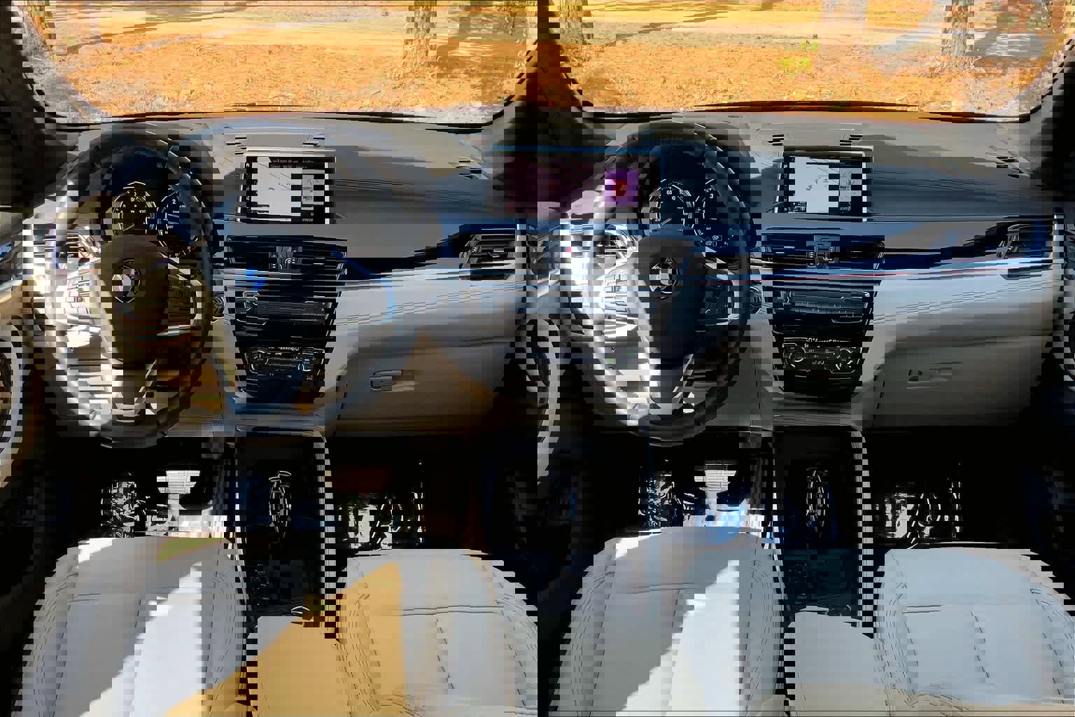 Used 2020 BMW X1 xDrive28i w/ Premium Package image 15