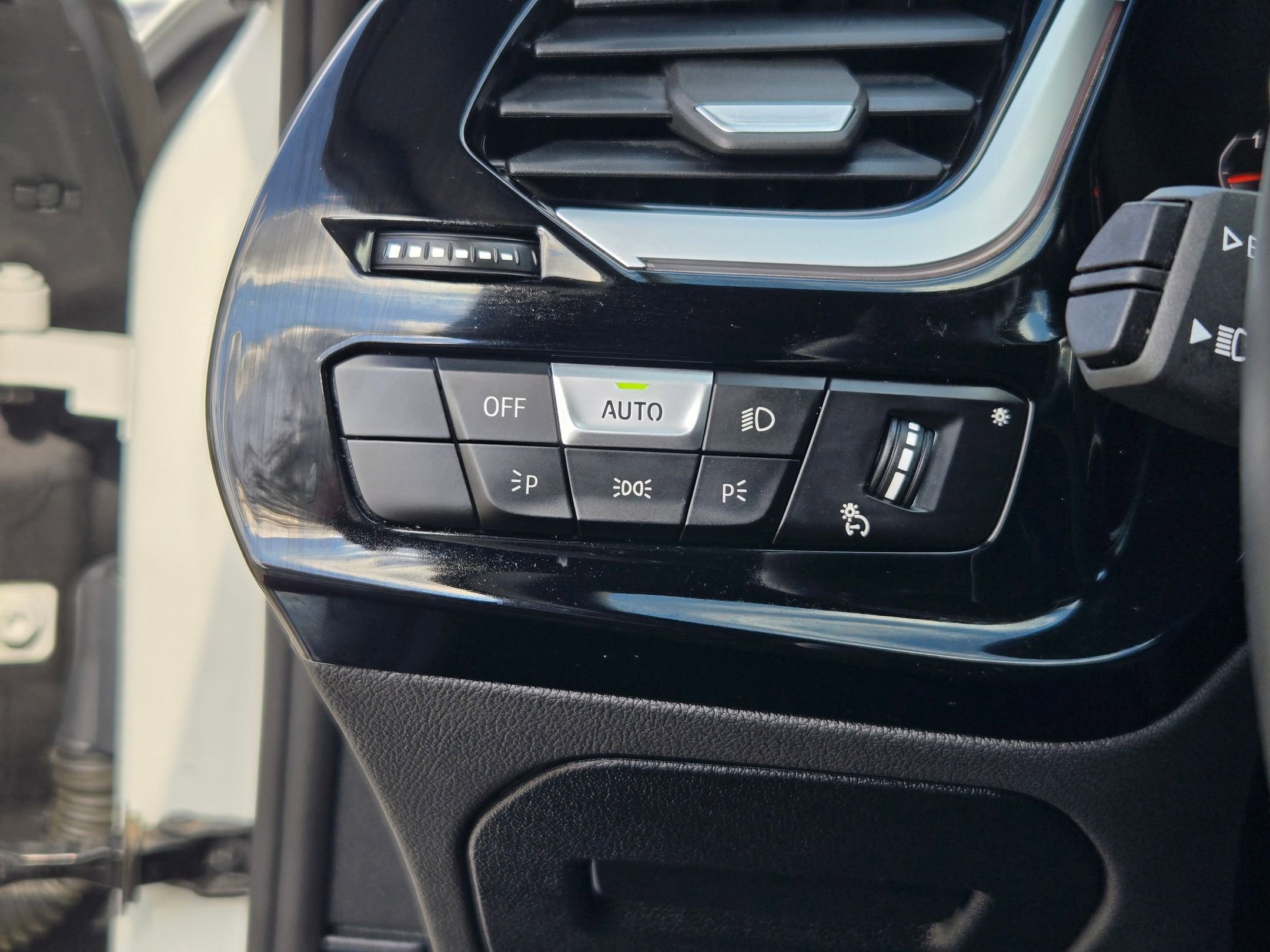 Used 2025 BMW Z4 sDrive30i image 24