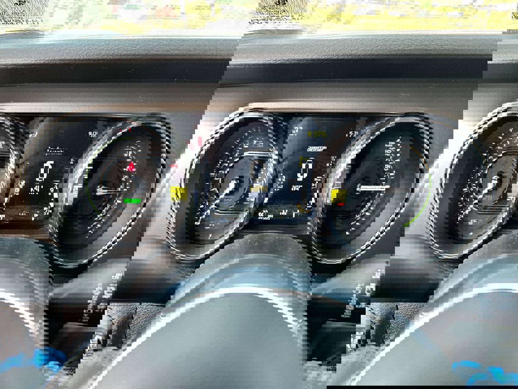 New 2023 Jeep Wrangler Unlimited Rubicon 4xe w/ Cold Weather Group image 15